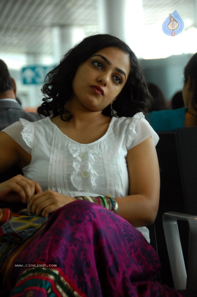 Nithya Menon Gallery - 16 / 87 photos