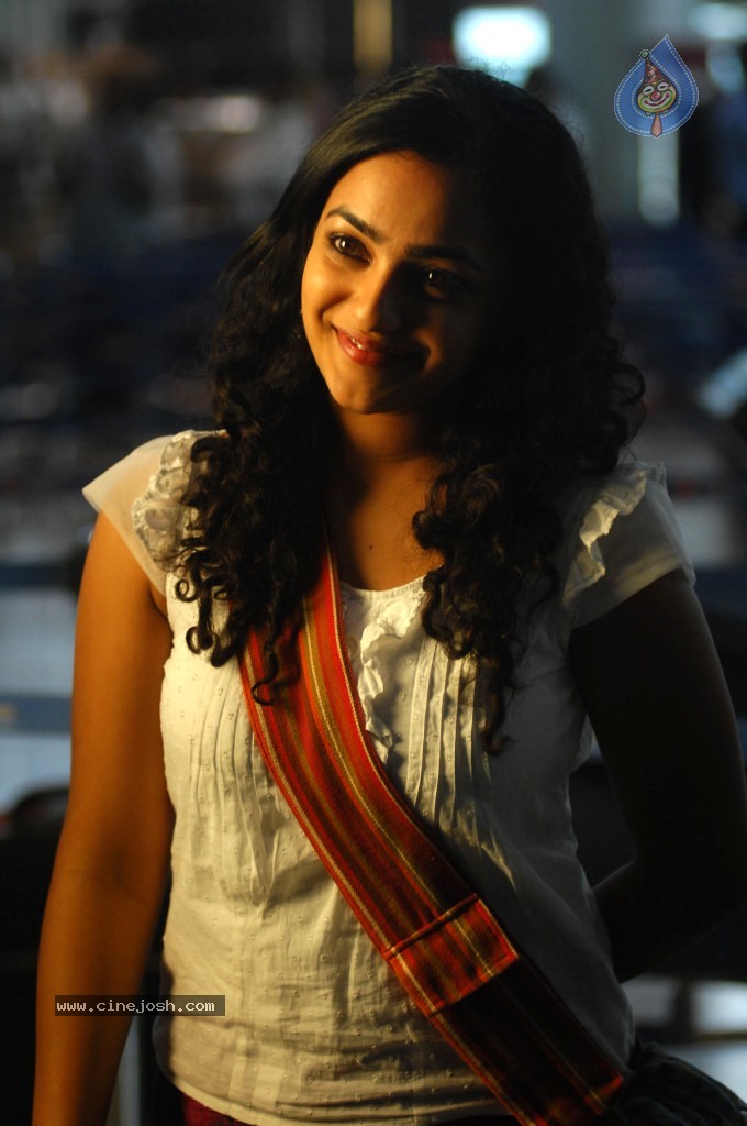 Nithya Menon Gallery - 33 / 87 photos