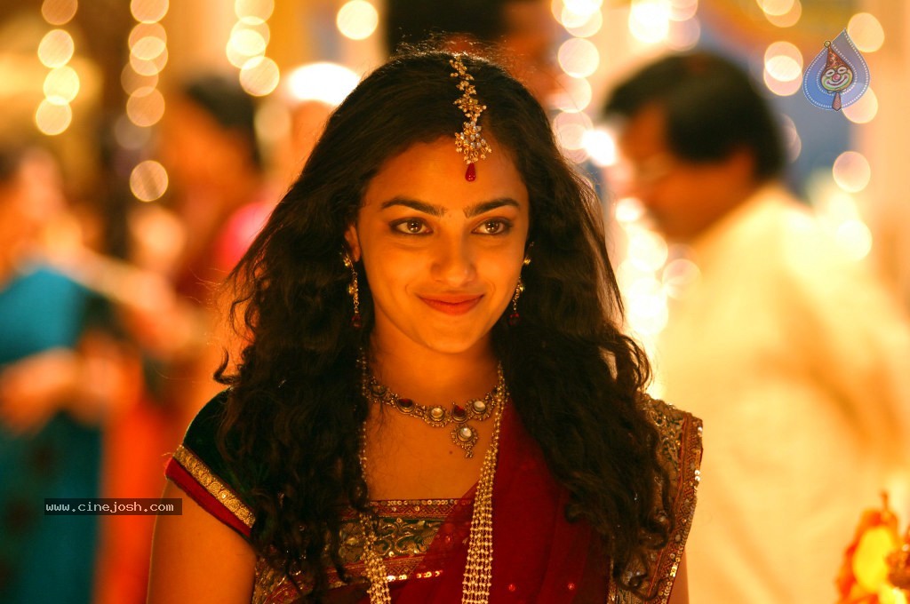 Nithya Menon Gallery - 43 / 87 photos