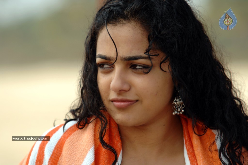 Nithya Menon Gallery - 48 / 87 photos