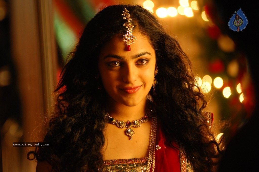 Nithya Menon Gallery - 58 / 87 photos