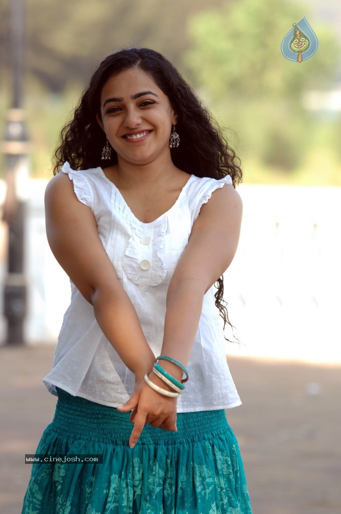 Nithya Menon Gallery - 66 / 87 photos