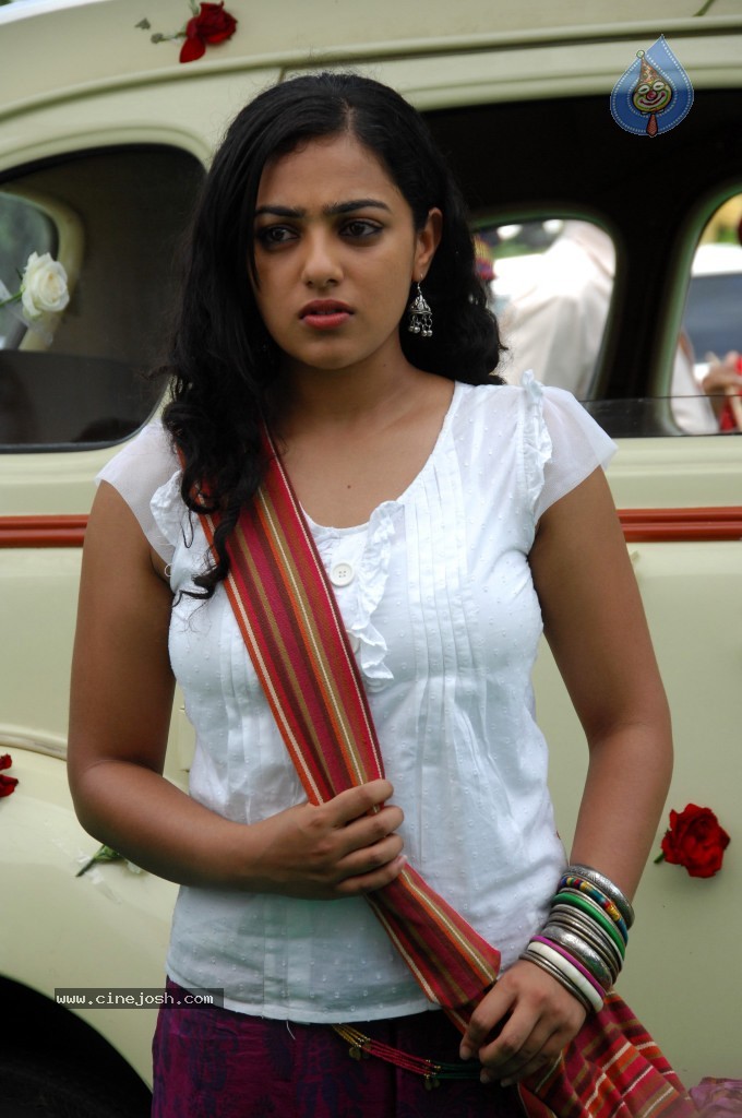 Nithya Menon Gallery - 75 / 87 photos