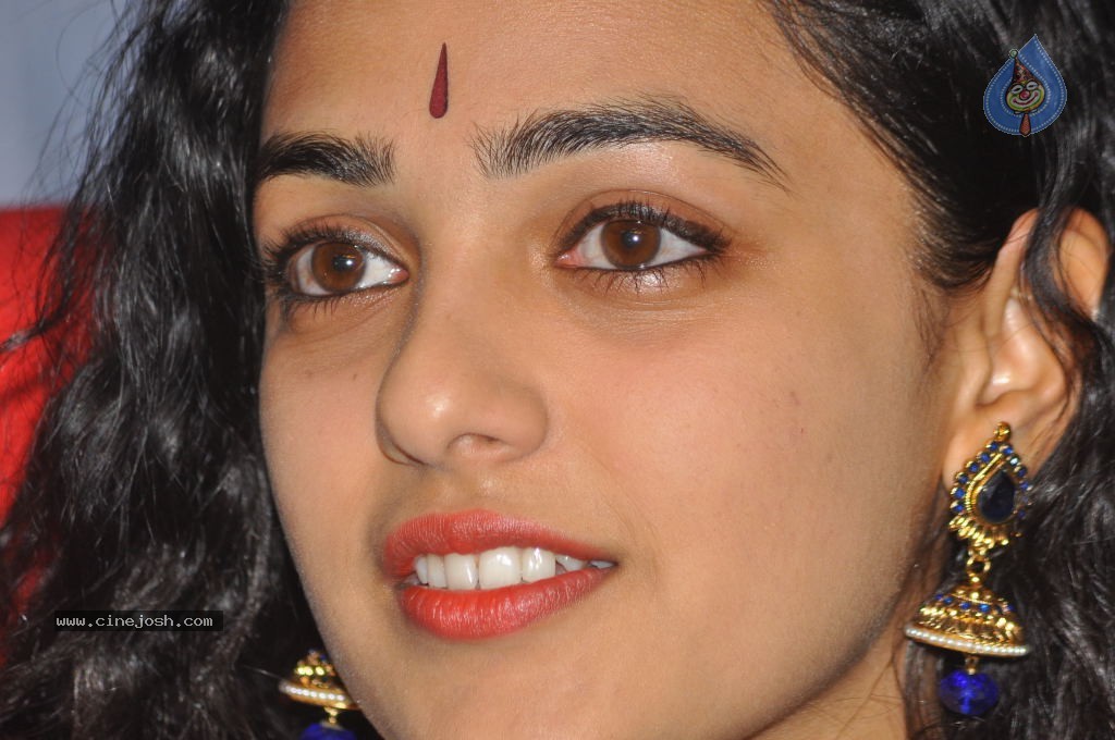 Nithya Menon Latest Stills - 8 / 71 photos