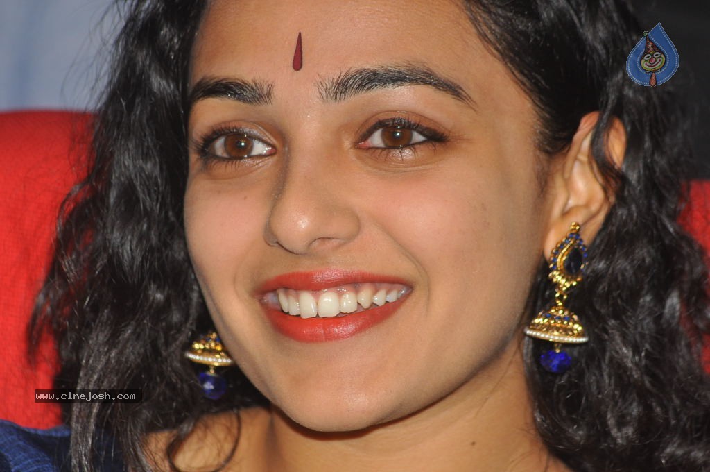 Nithya Menon Latest Stills - 26 / 71 photos