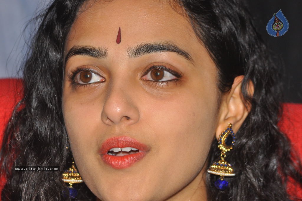 Nithya Menon Latest Stills - 43 / 71 photos