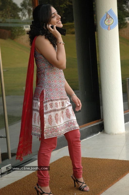 Nithya Menon New Stills - 112 / 178 photos