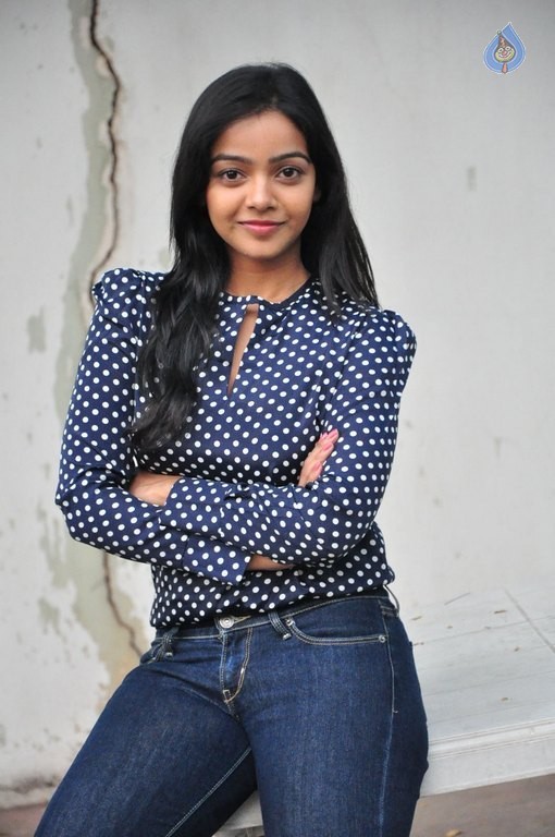 Nithya Shetty New Pics - 28 / 40 photos
