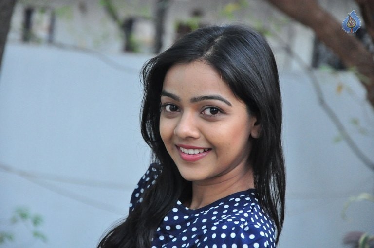 Nithya Shetty New Pics - 37 / 40 photos