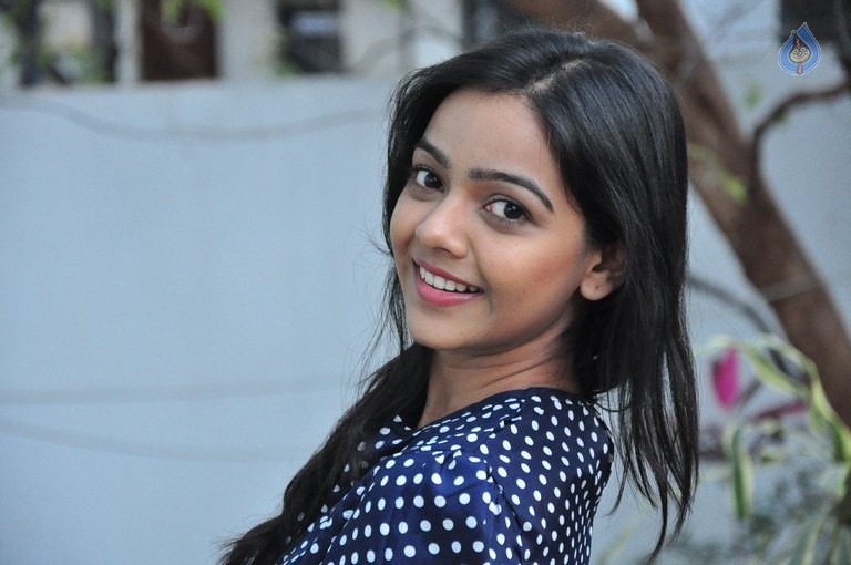 Nithya Shetty New Pics - 39 / 40 photos