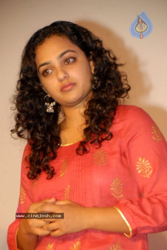 Nitya Menon Gallery - 11 / 37 photos