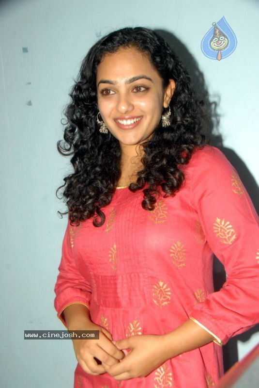 Nitya Menon Gallery - 36 / 37 photos