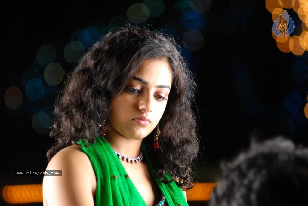 Nithya Menon New Gallery - 27 / 39 photos