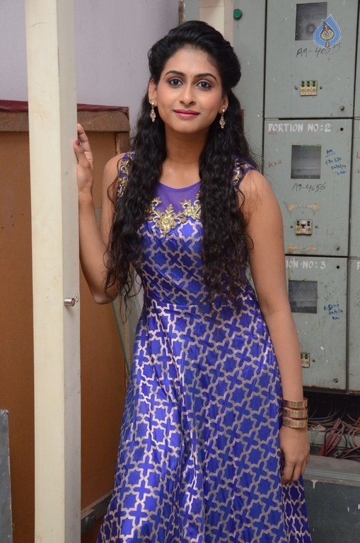 Nitya Naresh Latest Pics - 6 / 35 photos