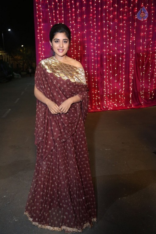 Niveda Thomas at Zee Telugu Apsara Awards - 5 / 37 photos