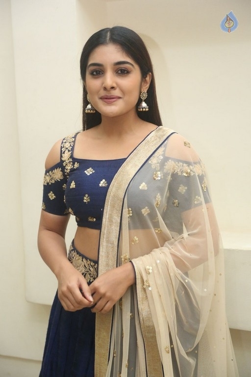 Niveda Thomas Gallery - 7 / 24 photos