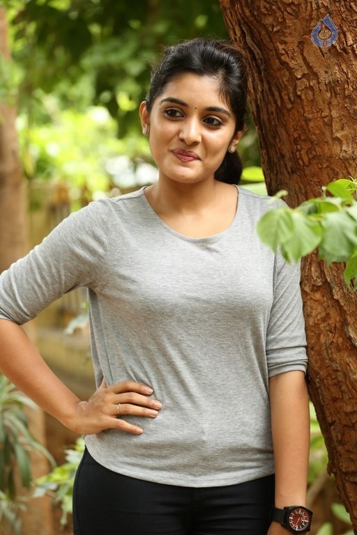 Niveda Thomas New Photos - 18 / 42 photos