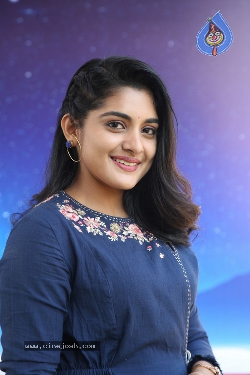 Niveda Thomas Photos - 18 / 27 photos