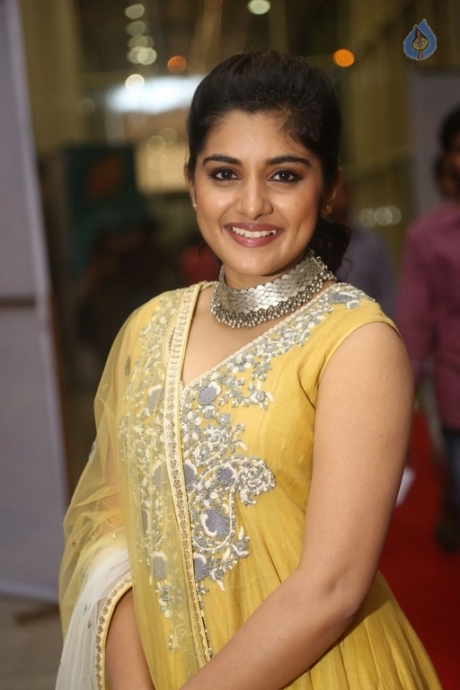 Nivetha Thomas Latest Photos - 16 / 21 photos