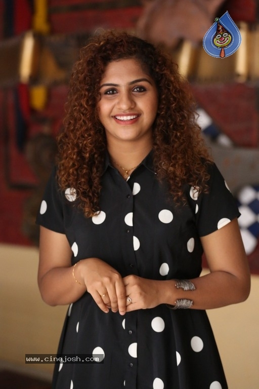 Noorin Sherif Interview Photos - 9 / 21 photos