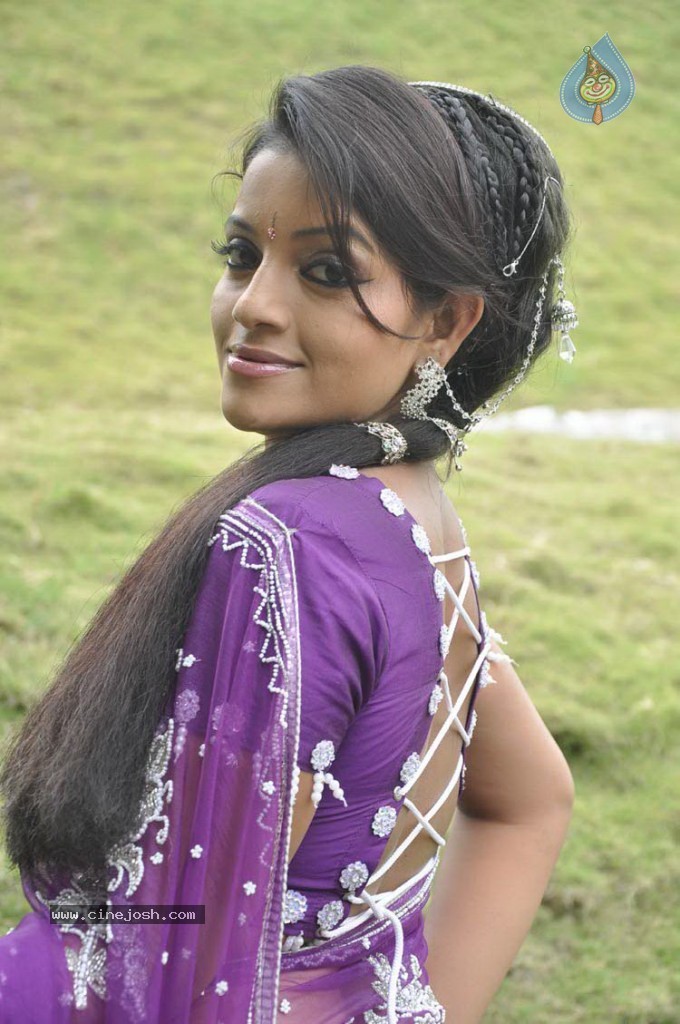 Padmini New Stills - 22 / 37 photos