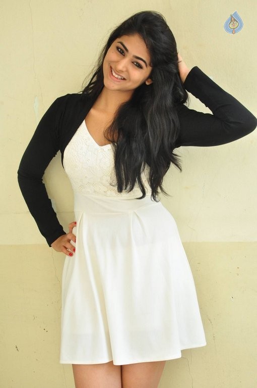 Palak Lalwani Latest Photos - 8 / 52 photos