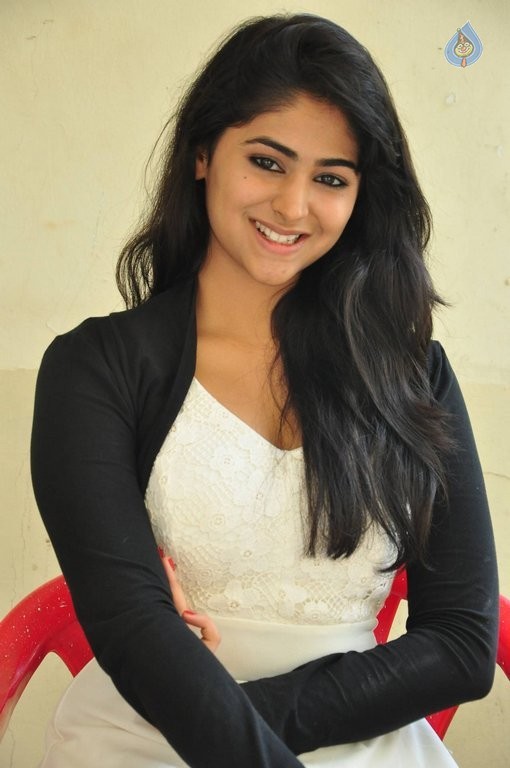 Palak Lalwani Latest Photos - 37 / 52 photos