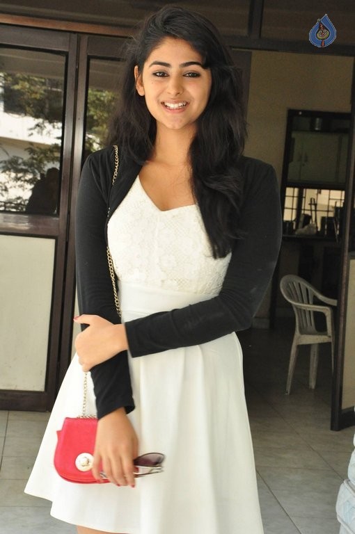 Palak Lalwani Latest Photos - 47 / 52 photos