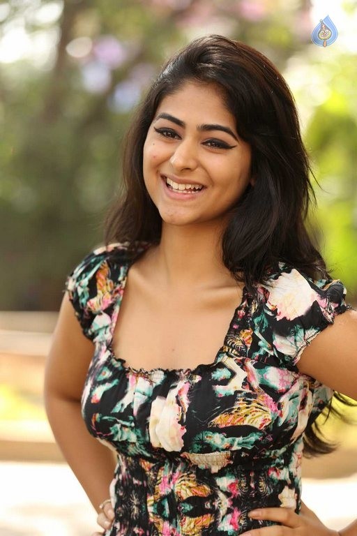 Palak Lalwani Latest Photos - 20 / 83 photos