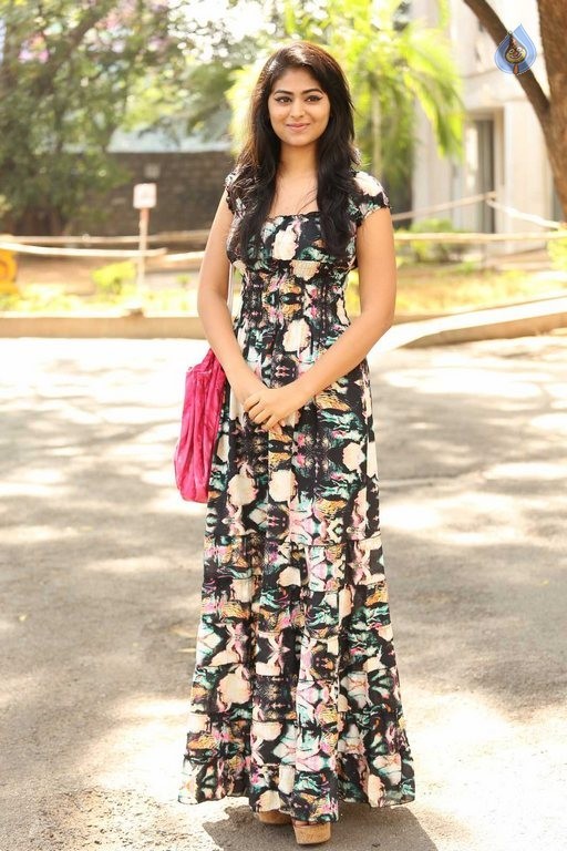 Palak Lalwani Latest Photos - 21 / 83 photos