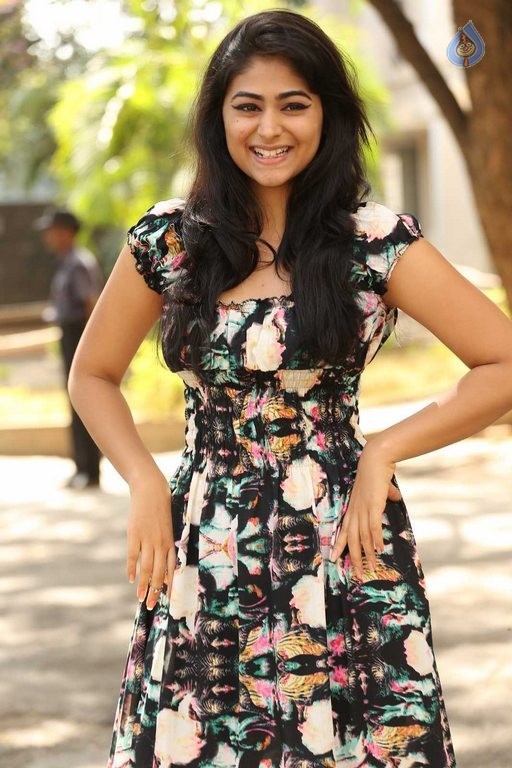 Palak Lalwani Latest Photos - 23 / 83 photos