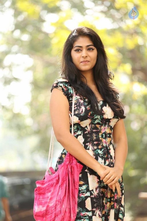 Palak Lalwani Latest Photos - 48 / 83 photos