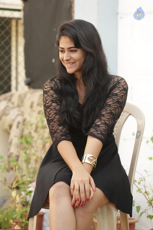 Palak Lalwani New Photos - 18 / 63 photos