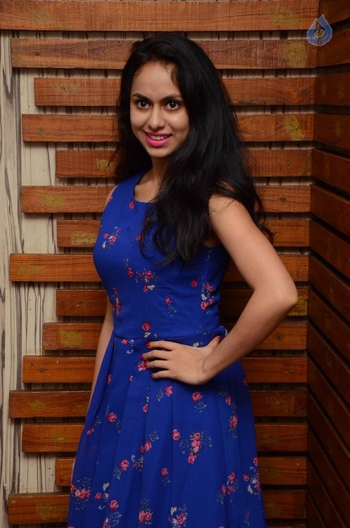 Pallavi Dora Gallery - 7 / 17 photos