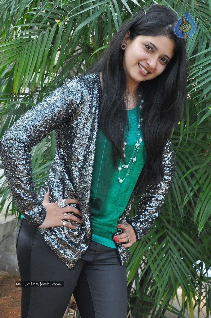 Pallavi Stills - 17 / 67 photos