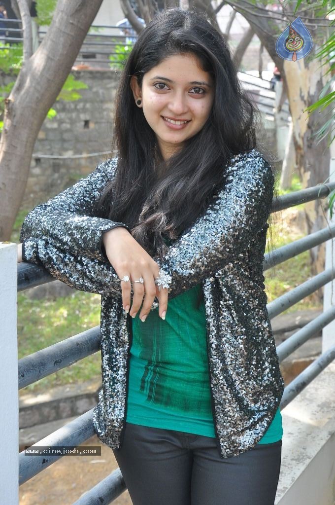 Pallavi Stills - 60 / 67 photos