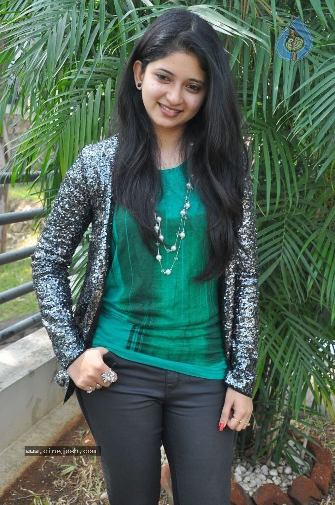 Pallavi Stills - 61 / 67 photos