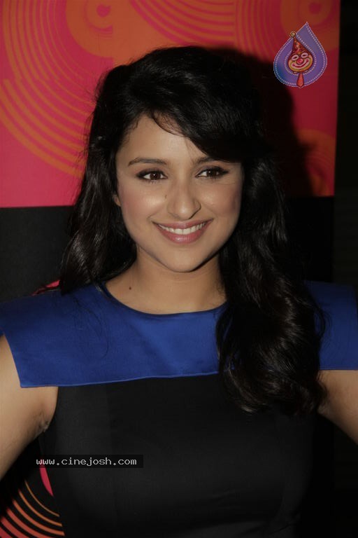 Parineeti Chopra Latest Stills - 19 / 29 photos