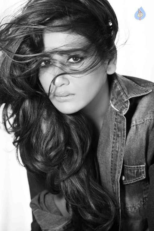 Parul Yadav New Photos - 8 / 11 photos