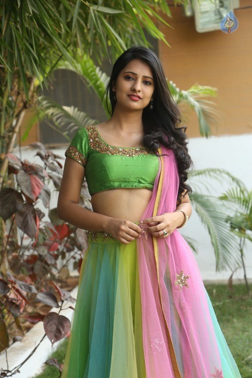 Nikitha Bisht New Photos - 18 / 72 photos