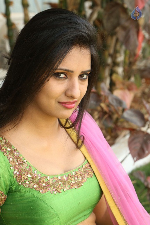 Nikitha Bisht New Photos - 71 / 72 photos