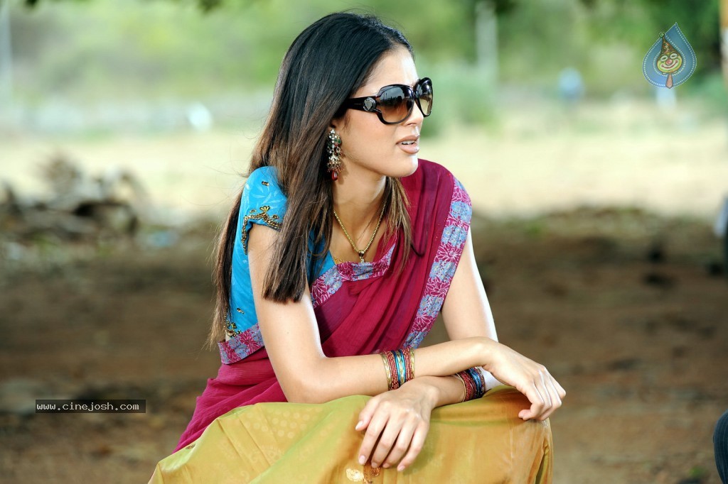Parvathi Melton Latest Gallery - 25 / 89 photos