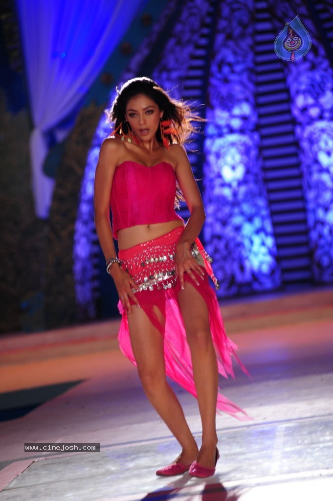 Parvathi Melton New Pics - 69 / 95 photos