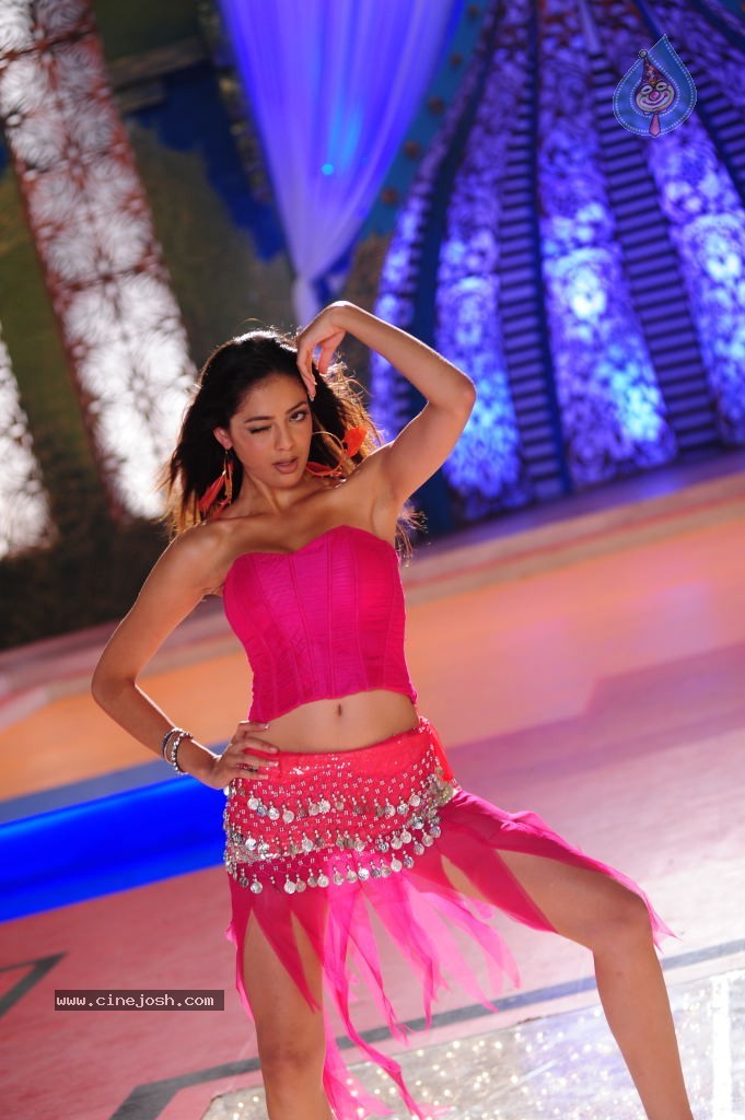 Parvathi Melton New Pics - 82 / 95 photos