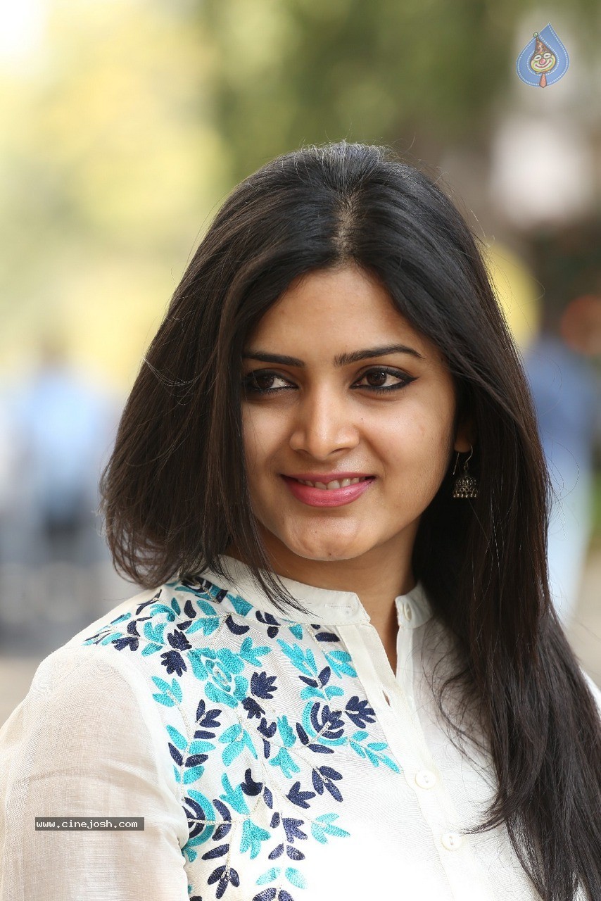 Pavani Gangireddy New Photos - 33 / 60 photos