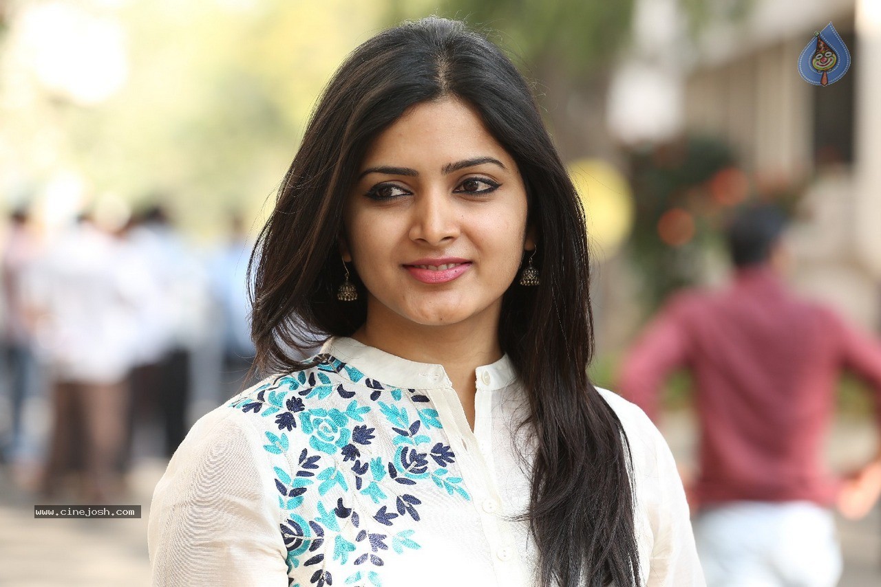 Pavani Gangireddy New Photos - 36 / 60 photos