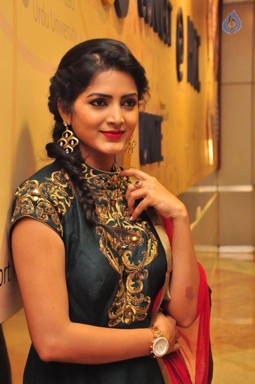 Pavani Gangireddy New Photos - 6 / 42 photos