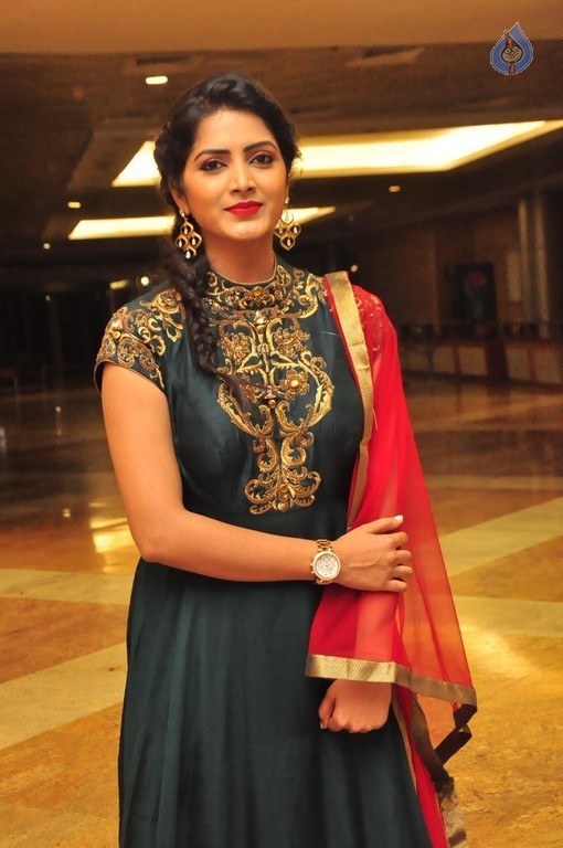 Pavani Gangireddy New Photos - 8 / 42 photos