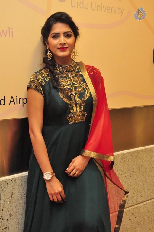 Pavani Gangireddy New Photos - 40 / 42 photos