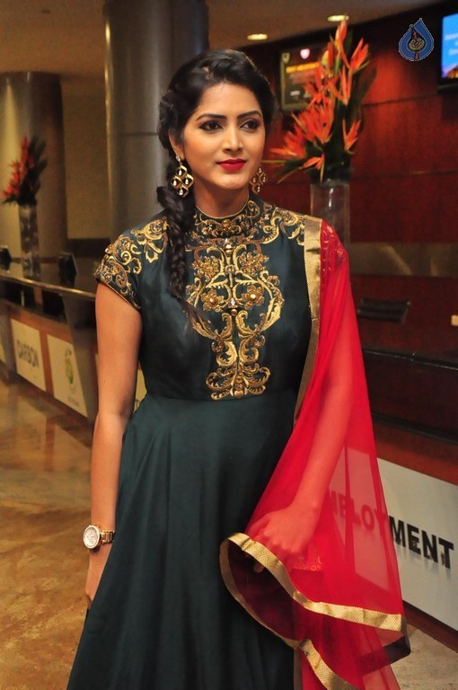 Pavani Gangireddy New Photos - 42 / 42 photos